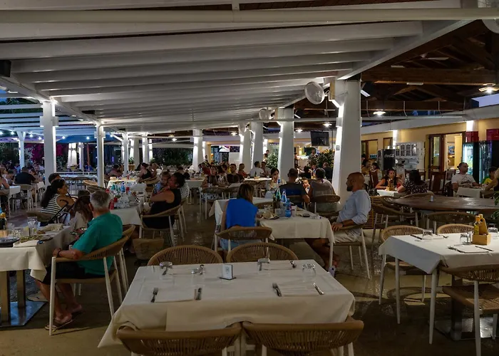 Vakantiepark 4 Mori Family Village - Villaggio Per Famiglie Muravera